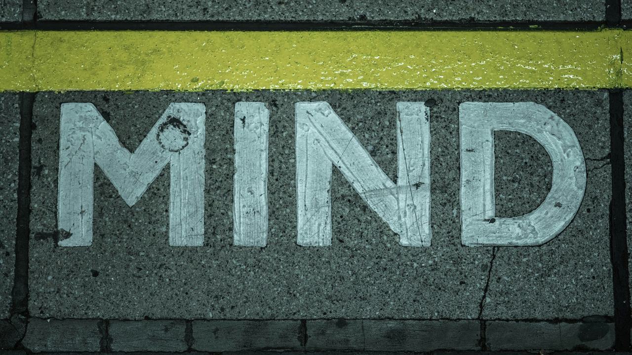 Psiquiatra o psicólogo online: ¿a quién acudir primero por depresión, ansiedad e insomnio?