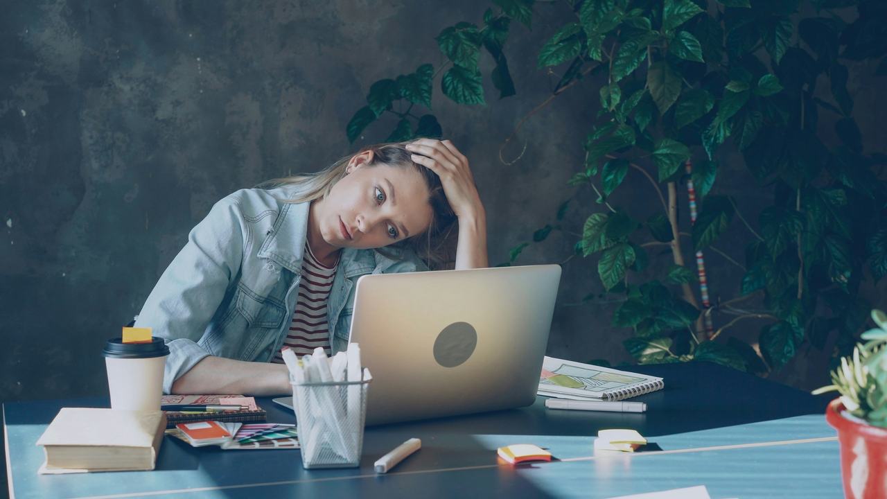 ADHD en adultos – 20 síntomas que a menudo confundimos con pereza, caos y falta de organización